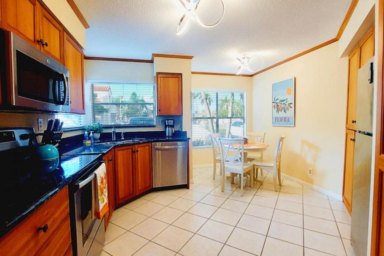 Paradise Sol 2Bd2Ba Condo On Golf Course Near Bch سانت بطرسبرج المظهر الخارجي الصورة