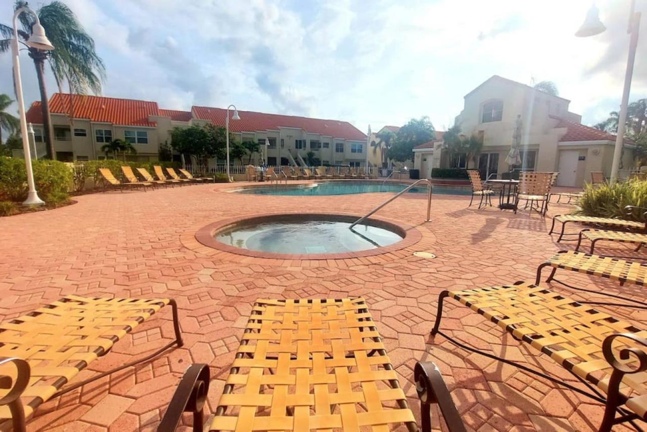 Paradise Sol 2Bd2Ba Condo On Golf Course Near Bch سانت بطرسبرج المظهر الخارجي الصورة